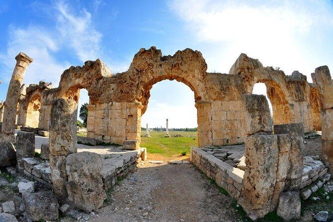 Small Group Tour to Sidon, Tyre & Maghdouche with lunch - Tyre’s Old Souk and Heritage Square