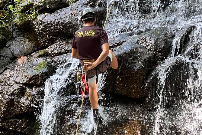 Small Group Waterfall Rappel in Lihue - Key Points