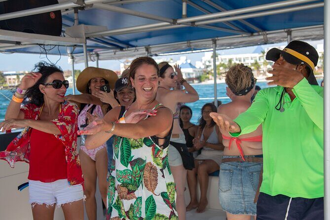 Snorkeling Adventure in Isla Mujeres - An In-Depth Look at the Tour