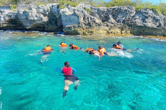 Snorkeling in Isla Mujeres and Underwater Museum - An Honest Look at What to Expect on the Tour
