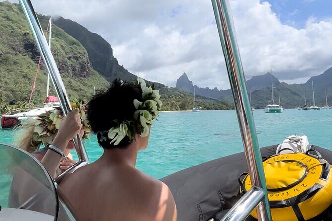 Snorkeling tour by boat on Moorea - An In-Depth Look at the Moorea Snorkeling Experience
