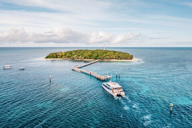 Snorkelling and Glass Bottom Boat at Green Island from Cairns - The Experience in Practice