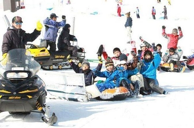 Snow Activities in Takayama Skiing / Snow bording / SnowShoeing / etc... - The Experience: Authentic and Practical
