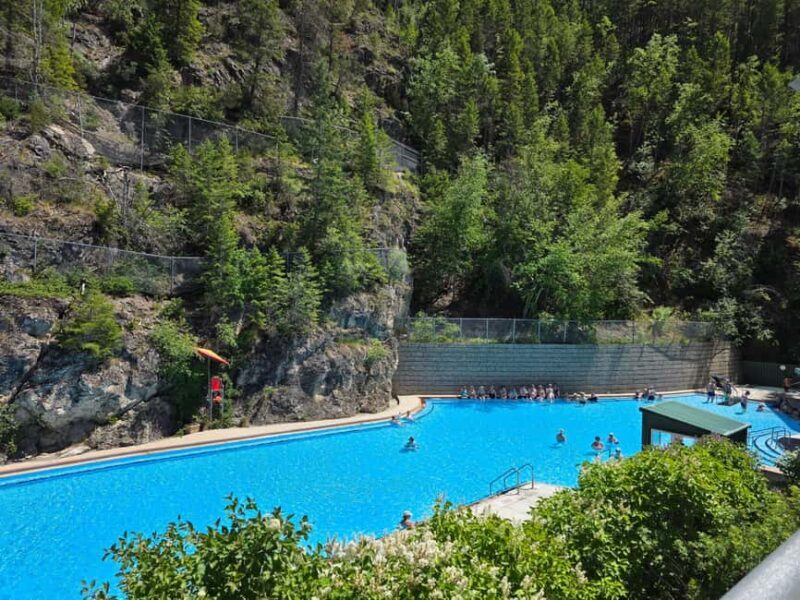 Soak & Explore: Radium Hot Springs and Kootenay Park Tour - Key Points