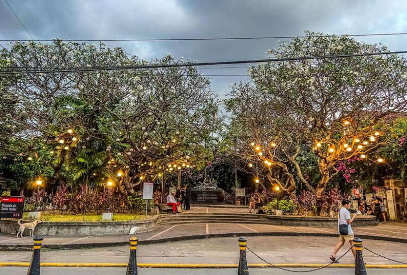 Solo Traveler Friendly Manila Walk w/ Mobile Photography - Exploring Manila: What to Expect from the Tour