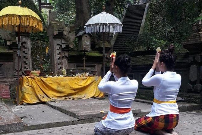 Soul Purification at Pura Mengening in Bali - An In-Depth Look at the Bali Holy Water Purification Experience