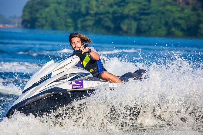South Beach Jet Ski Rental departs Bayside Marketplace - Introduction