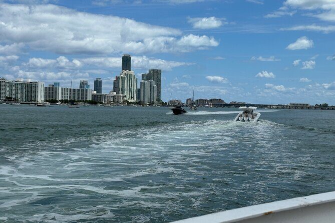 South Beach: Miami Boat Cruise and Skyline - Introduction