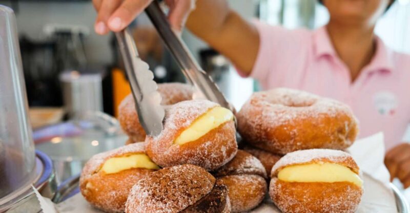 South Beach Sweets Tour: Donuts, Pastelitos, and Patisseries - The Guide and Tour Logistics