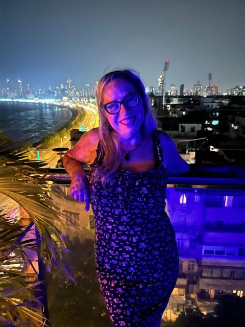 South Bombay Bar Live Tour 2 hours - Key Points