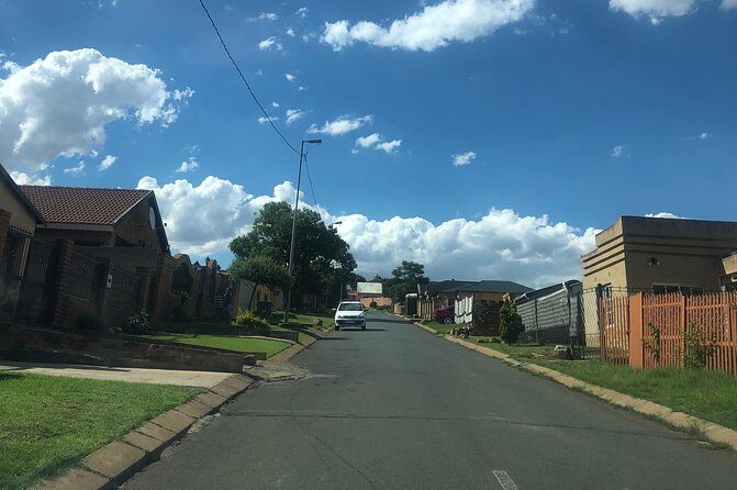 Soweto Apartheid Museum and Mandela House Tour in Johannesburg - An In-Depth Look at the Tour Itinerary