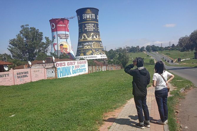 Soweto & Apartheid Museum, Cultural Village, Wildlife and Safari - Key Points