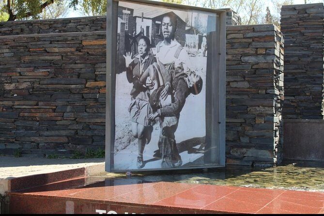 Soweto Half Day Private Tour 4 hours R 1250,00 - The Value of a Private Guide