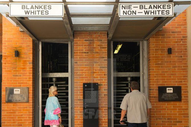 Soweto Township Cultural Tour incl Apartheid Museum and Nelson Mandela House - FAQ