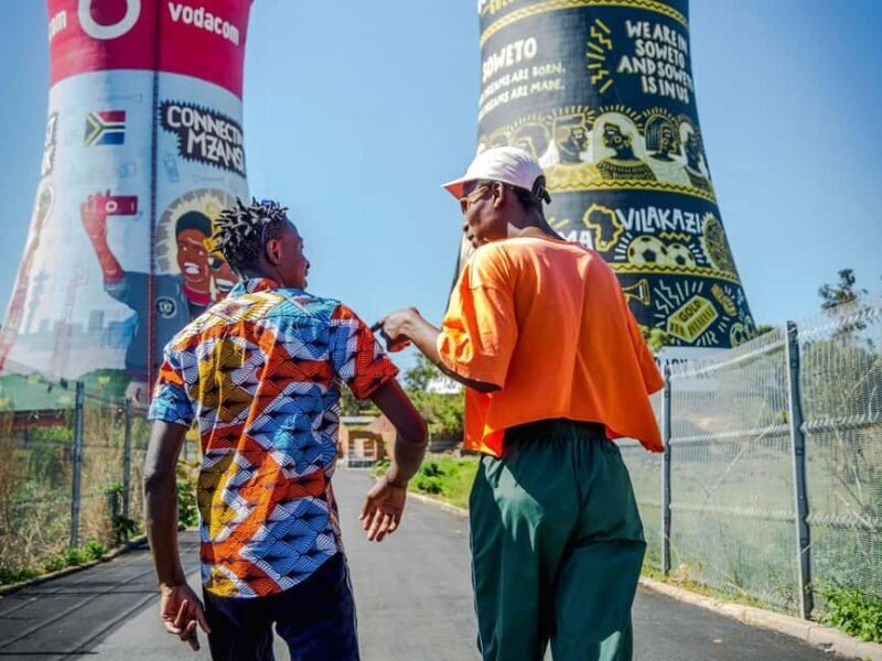 Soweto: Walking Tour with a Local Guide and Lunch - Key Points