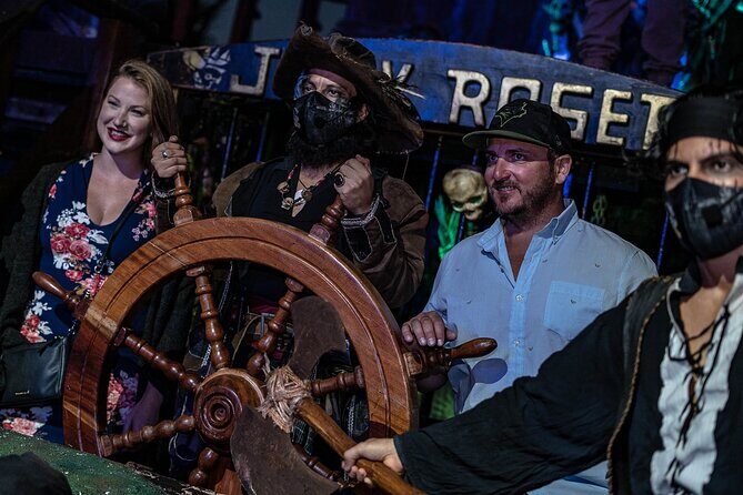 Spectacular Pirate Show, Lobster Dinner & Open Bar in Cancún Bay - Live Music and Atmosphere