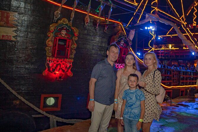 Spectacular Pirate Show, Lobster Dinner & Open Bar in Cancún Bay - Practical Considerations