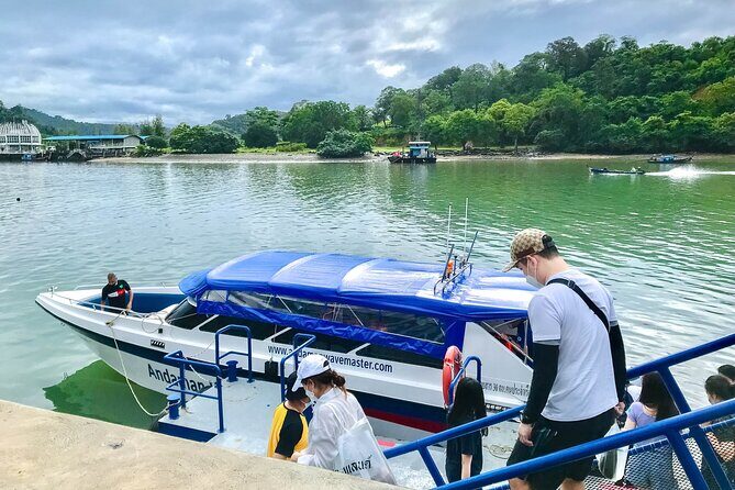 Speedboat Transfer Phi Phi Tonsai to Phuket with Dropoff Service - An Overview of the Speedboat Transfer Experience