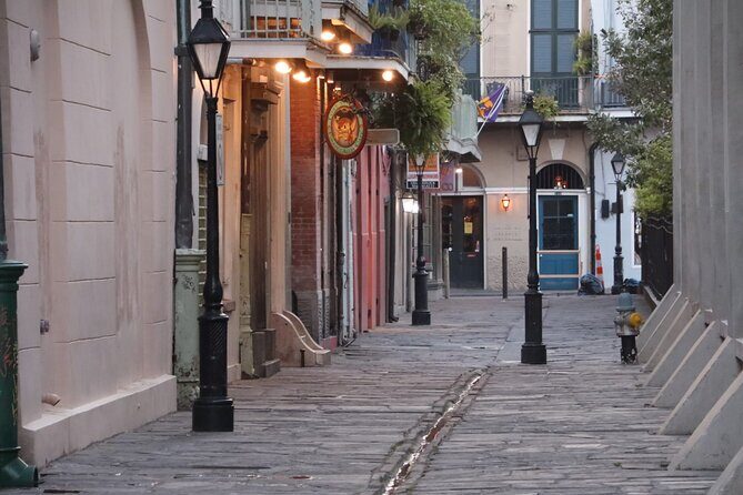 Spirits: New Orleans Cocktail & Ghost Tour - FAQ
