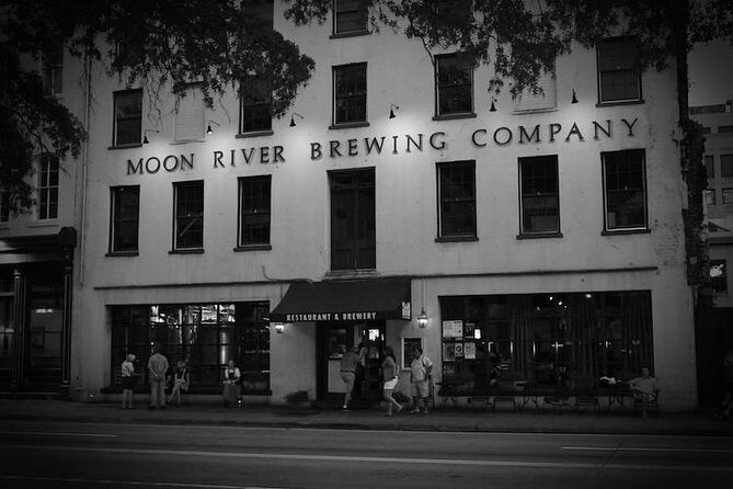 Spirits with Spirits Happy Hour Walking Bar Pub Crawl - FAQs