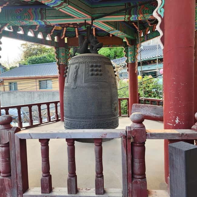 Spiritual Adventure : Into Inwangsan and Korean Shamanism - Key Points