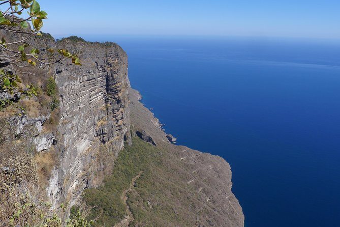 Splendours of Far West Coast - beaches, cliffs, panoramic views - Exploring the Splendours of Far West Coast in Oman: A Practical Review