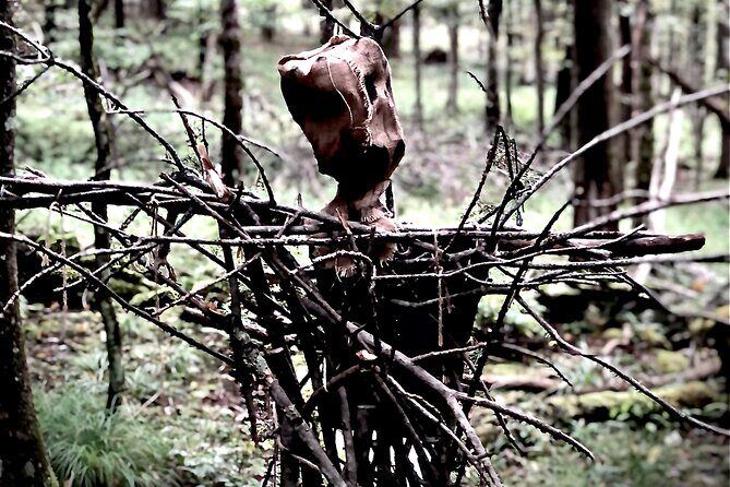 Spooky Outdoor Escape Room - Key Points