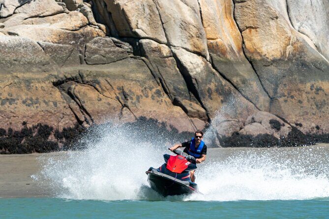 Squamish Yamaha Waverunner VX Deluxe Jet Ski Rental - FAQ