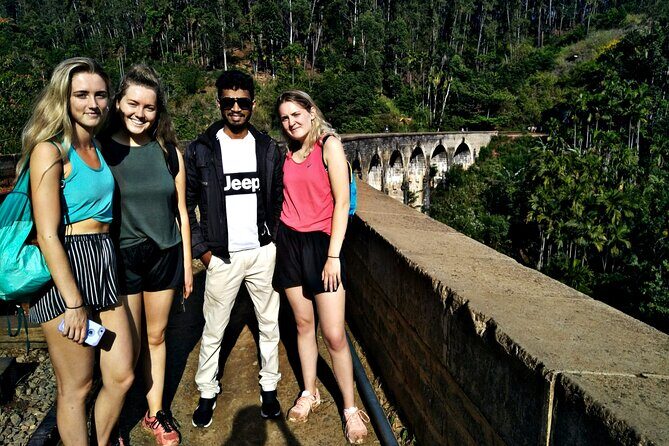 Sri Lanka Culture Tour - Colombo: Modern Meets Historic