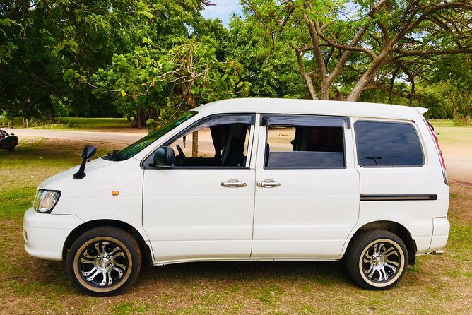 Sri Lanka Private Tour 8 days-Driver/vehicle/accommodation H/B - Day 6: Ella’s Natural Beauty and Wildlife Safari
