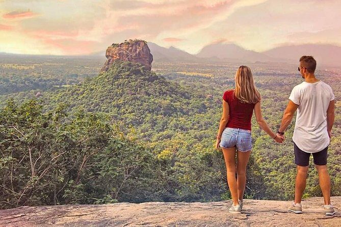Sri Lanka private tour package 9 night 10 Day with driver+vehicle+accommodations - Day 3: Sigiriya and Polonnaruwa