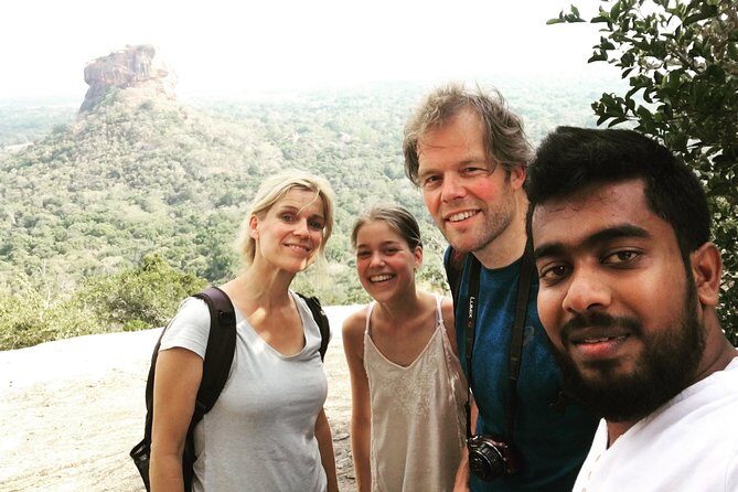 Sri Lanka private tour package 9 night 10 Day with driver+vehicle+accommodations - Day 6: Gardens, Tea and the Highlands