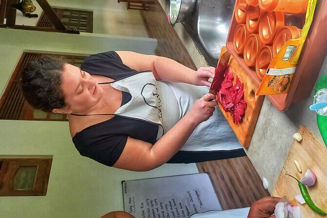 Sri Lankan cooking class with Nilu Kandy( FREE PICKUP & Drop) - Authenticity and Value