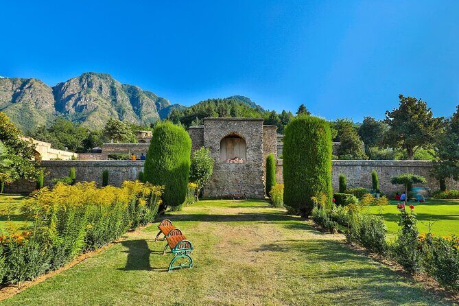 Srinagar Splendors: A Private City Tour - Dal Lake: The Heart of Srinagar’s Life