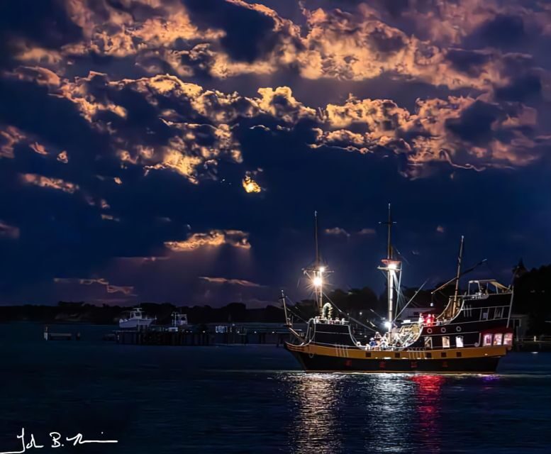 St. Augustine: The Black Raven Rum Runners Pirate Show (21+) - A Salty Spin on St. Augustine’s Nightlife