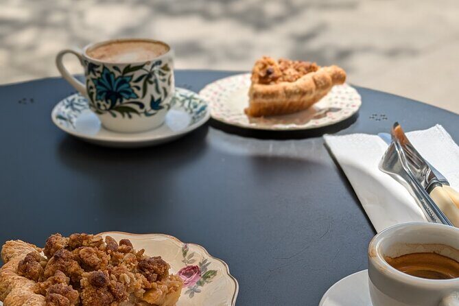 St. Clair West and Casa Loma Food and Walking Experience - Key Points