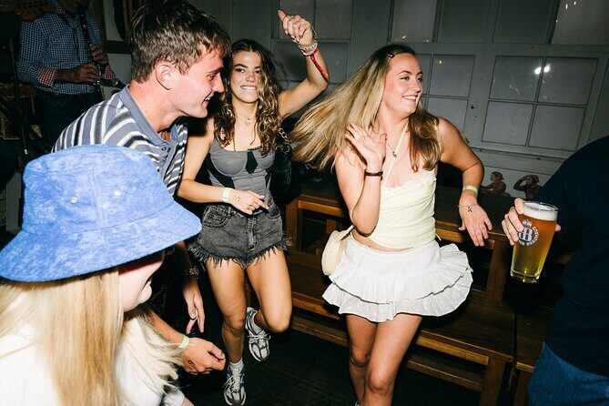 St Kilda Pub Crawl: 5 Free Drinks & The Best Bars of Melbourne - Frequently Asked Questions