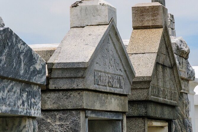 St Louis Cemetery No.3 New Orleans Burial Tradition Audio Guide - Authentic Stories and Unique Insights