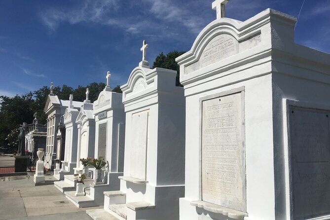 St. Louis Cemetery No. 3 Walking Tour - Practical Tips for Your Visit