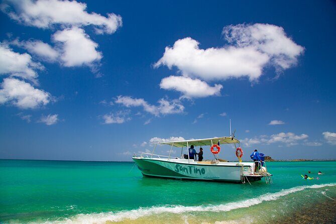 St Maarten Motorboat Cruise: Long Bay, Creole Rock and Tintamarre Island - An In-Depth Look at the St. Maarten Motorboat Experience