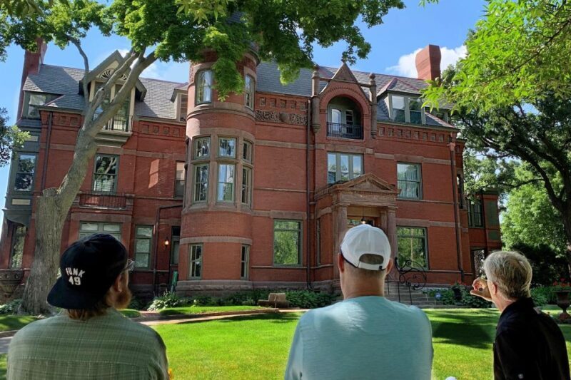 St. Paul: Private Walking Tour Summit Ave Victorian Homes - How to Make the Most of Your Experience