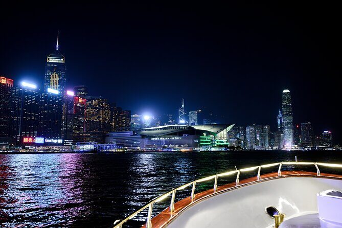 STARLIGHT: Victoria Harbour Night Yacht Tour - A Detailed Look at the Tour