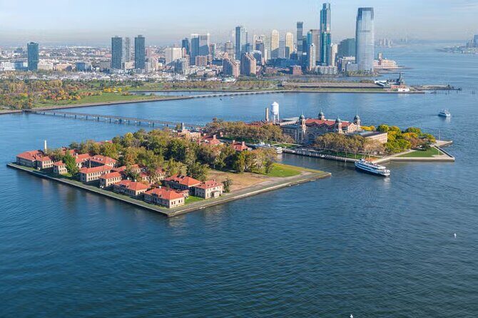 Statue of Liberty and Ellis Island Tour - Why This Tour Is Worth Considering