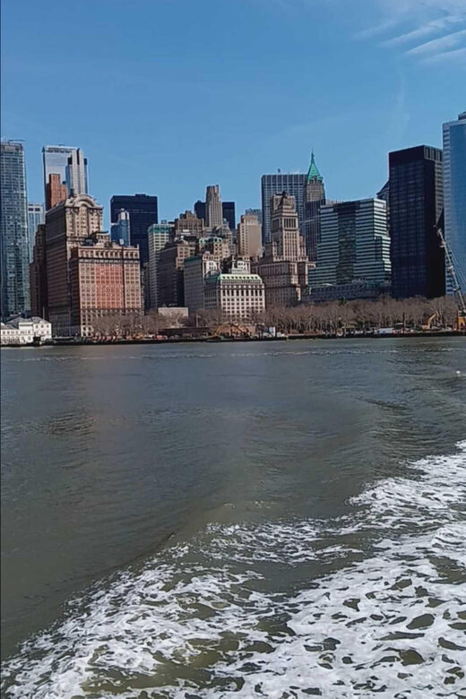 Statue of Liberty and Ellis Island Tour - Key Points