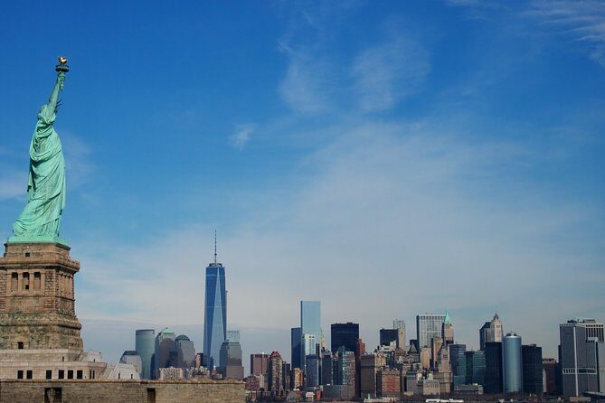 Statue of Liberty and Manhattan Skyline Sightseeing Cruise - FAQ