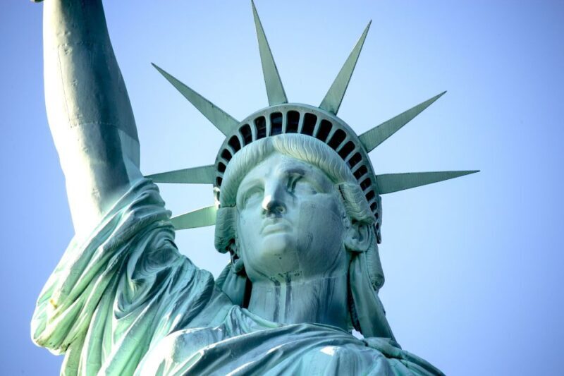 Statue of Liberty & Ellis Island - Guided Tour 8ppl Max - Deep Dive into the Experience