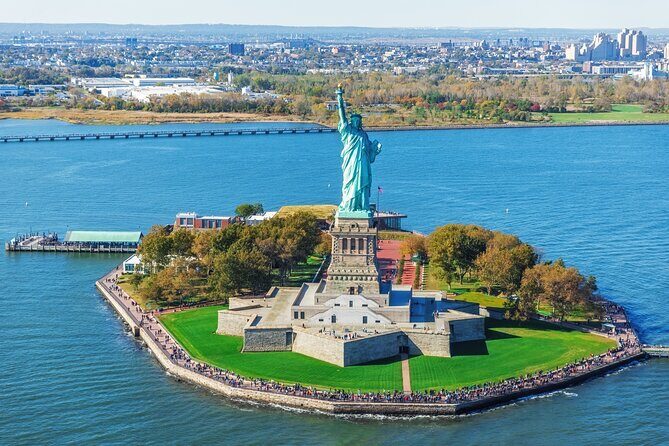 Statue of Liberty & Ellis Island Guided Tour with Ferry Transfers - What to Expect: A Step-by-Step Breakdown