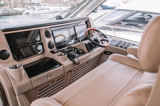 Steel Aweigh 65ft Sea Ray Yacht Rental - FAQ