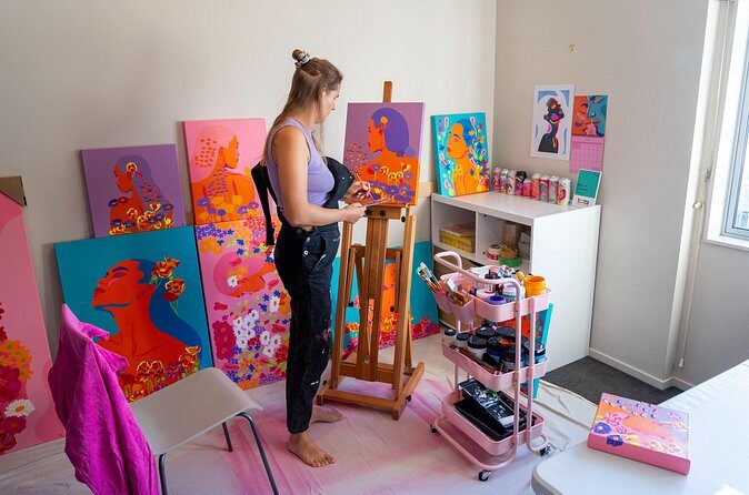 Stencil Portrait Workshop Create Bold Art in Auckland - Meeting Points and Practical Details