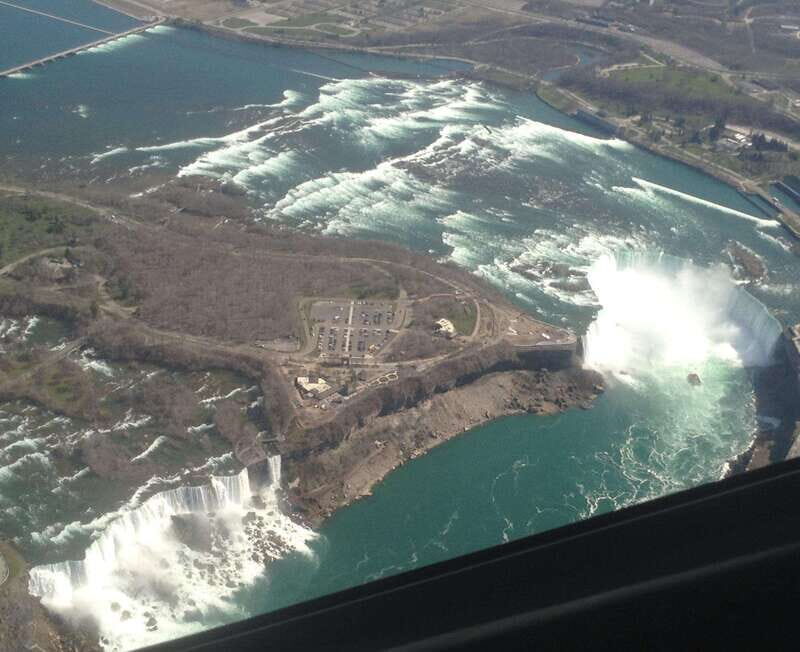 Step On Guide Services by Tour Guide Micko (from Niagara) - Who Should Book This Tour?